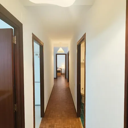 Familiar En Nuevo Centro - Parque Turia Lägenhet